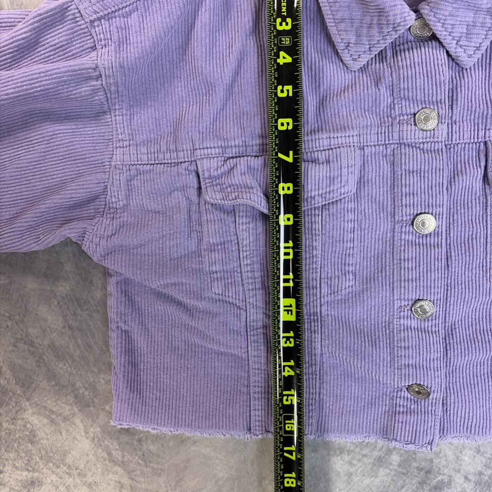Forever 21 Corduroy Jacket Womens Medium Purple Cropped Raw Hem Button Up - Picture 5 of 6